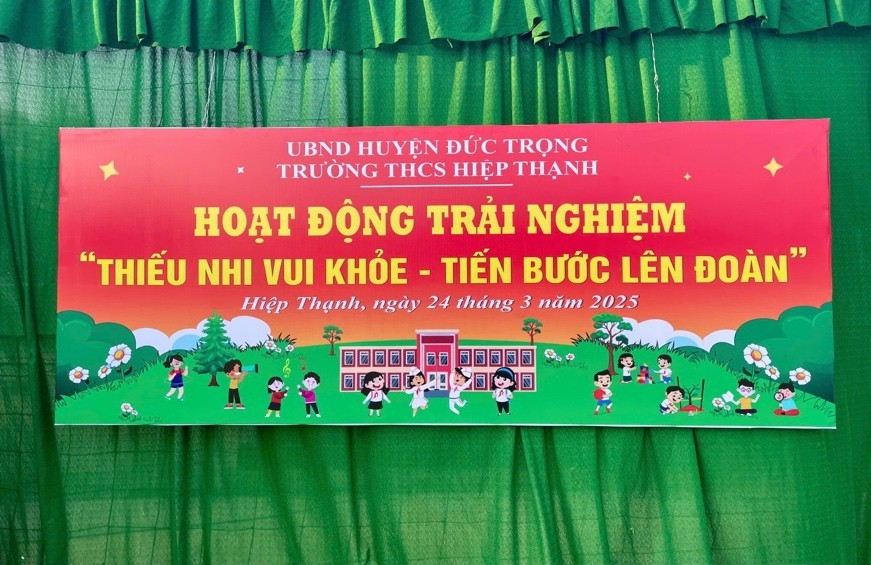 NGÀY HỘI "THIẾU NHI VUI KHOẺ -TIẾN BƯỚC LÊN ĐOÀN" NĂM HỌC 2024-2025