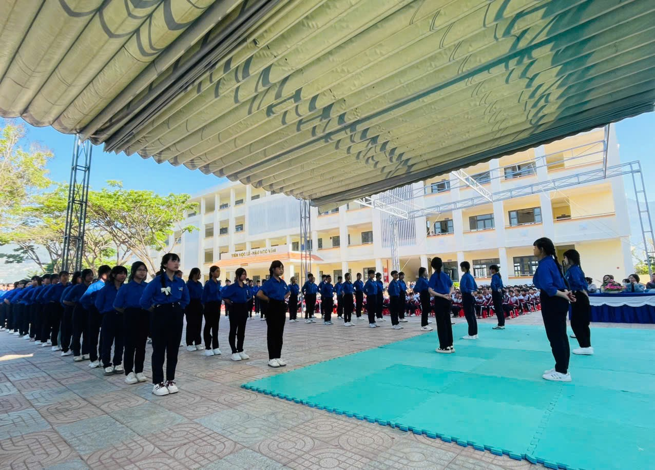  ĐỒNG DIỄN “HÁT VANG TRONG KỶ NGUYÊN MỚI” – THCS HIỆP THẠNH🎶 