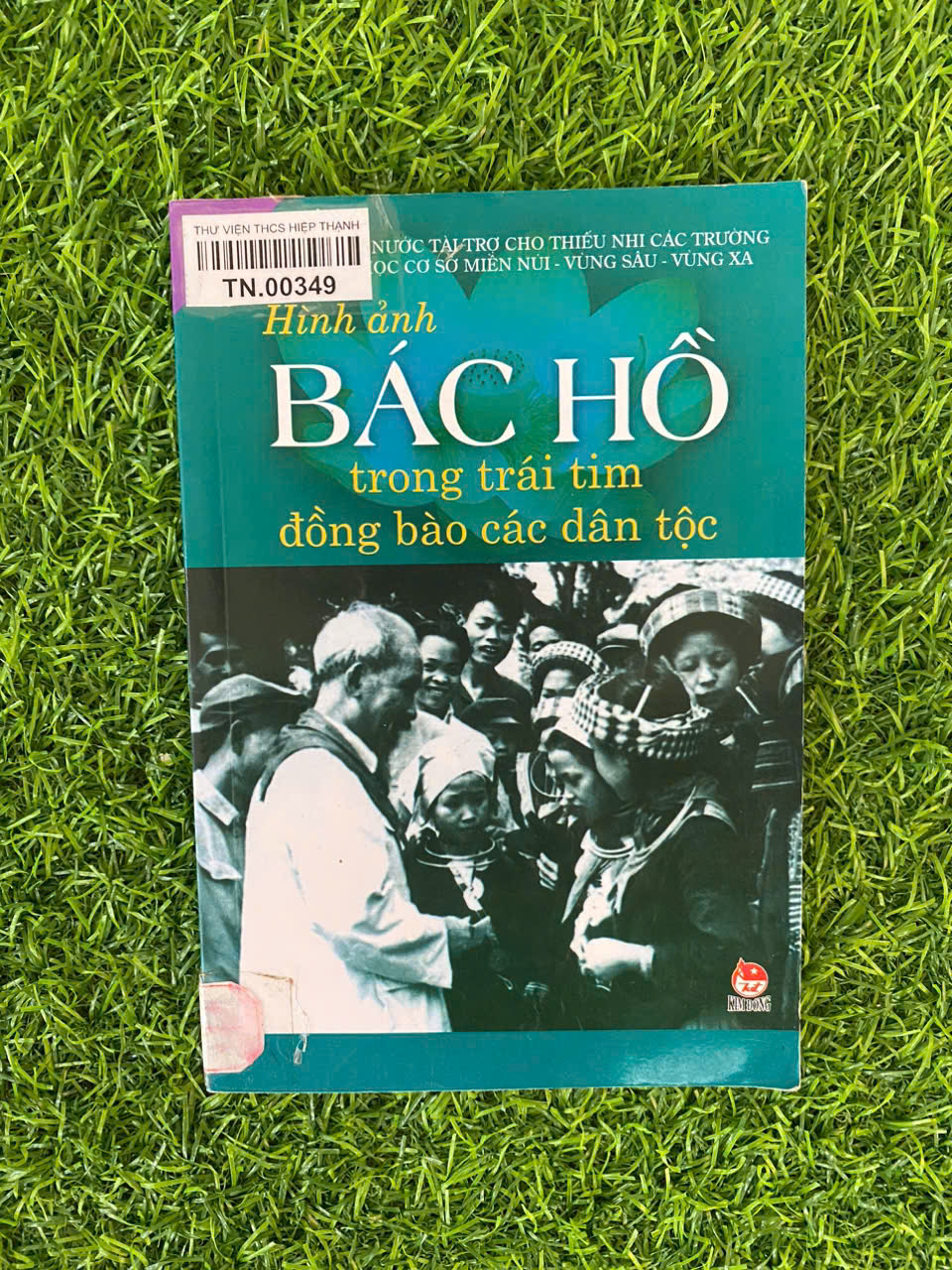 GIỚI THIỆU SÁCH THÁNG 5/2025